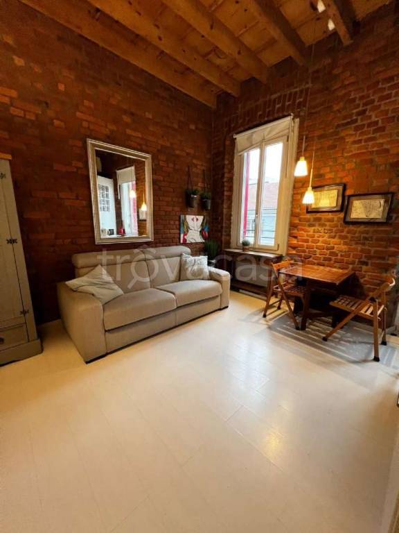 appartamento in affitto a Milano in zona Vigentino