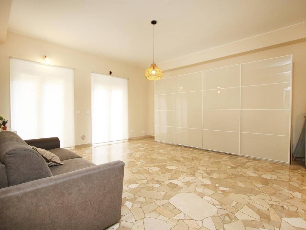 appartamento in affitto a Milano in zona Centro Direzionale