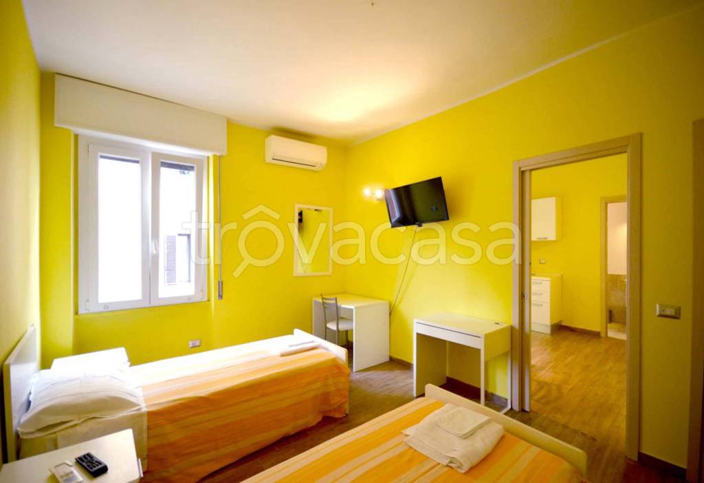 appartamento in affitto a Milano in zona Famagosta