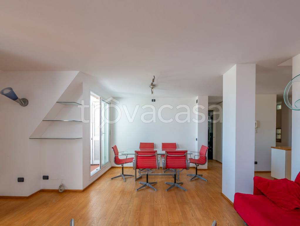 appartamento in affitto a Milano