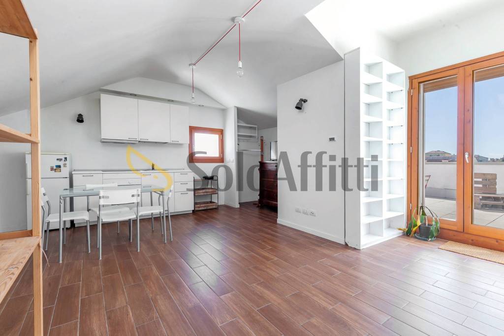 appartamento in affitto a Milano in zona Baggio