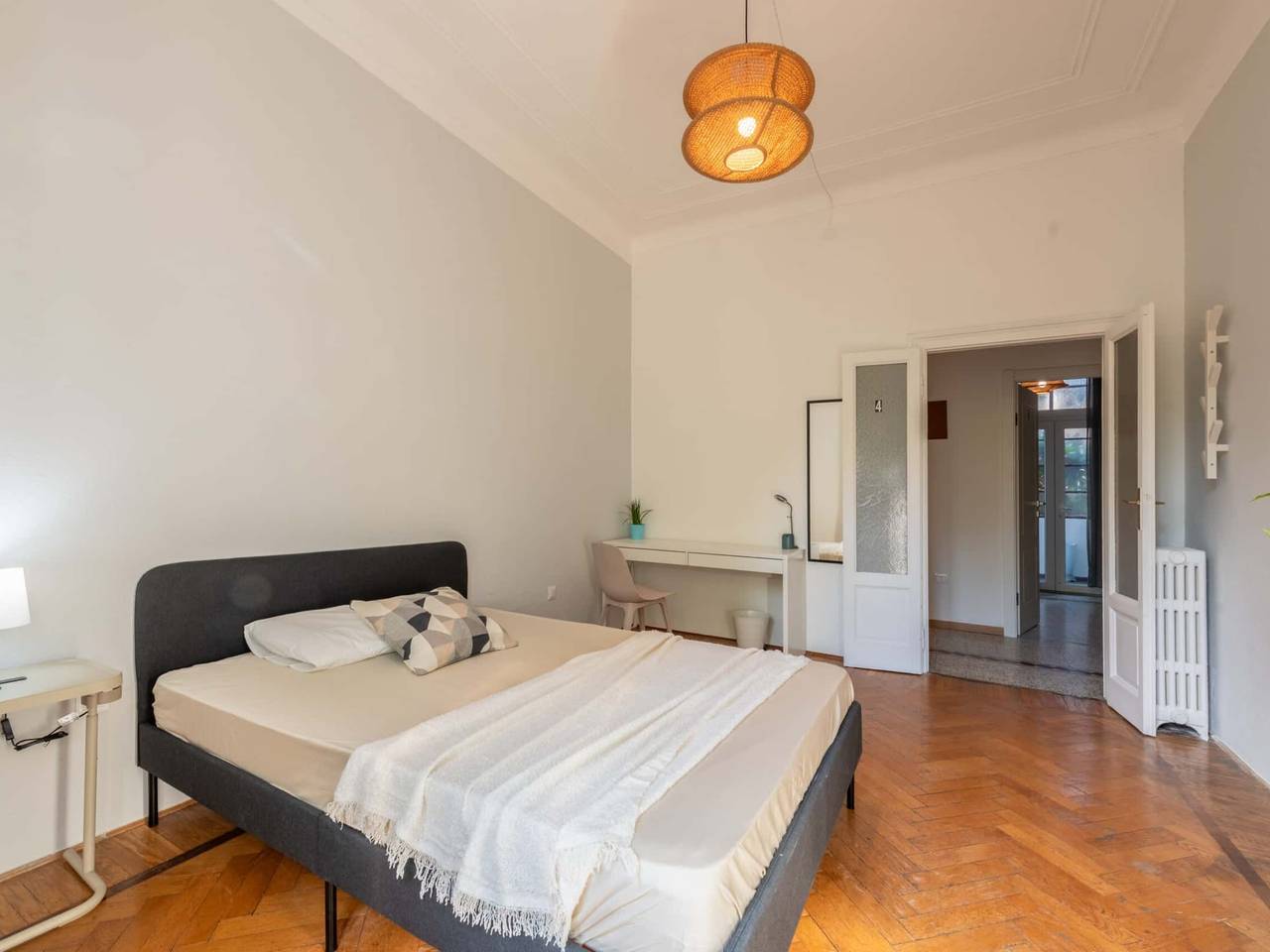 negozio in affitto a Milano in zona Morivione