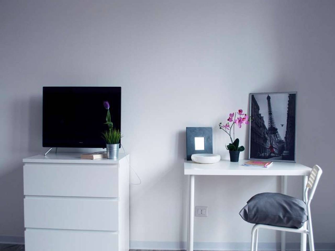 negozio in affitto a Milano in zona Guastalla