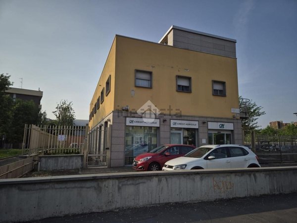 ufficio in affitto a Milano in zona Baggio