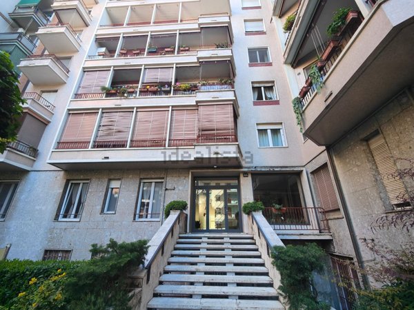 appartamento in affitto a Milano in zona Lorenteggio