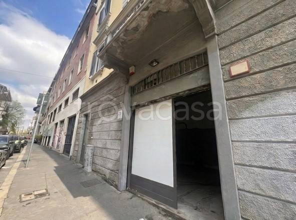 negozio in affitto a Milano