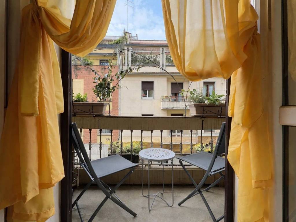 appartamento in affitto a Milano in zona Centro Direzionale