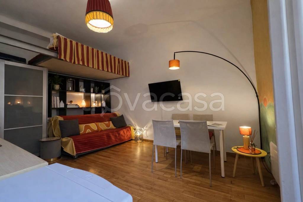 appartamento in affitto a Milano in zona Centro Direzionale