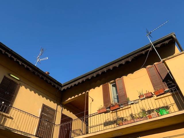 appartamento in affitto a Milano in zona Baggio