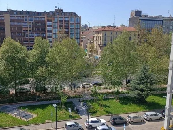 appartamento in affitto a Milano in zona Sempione