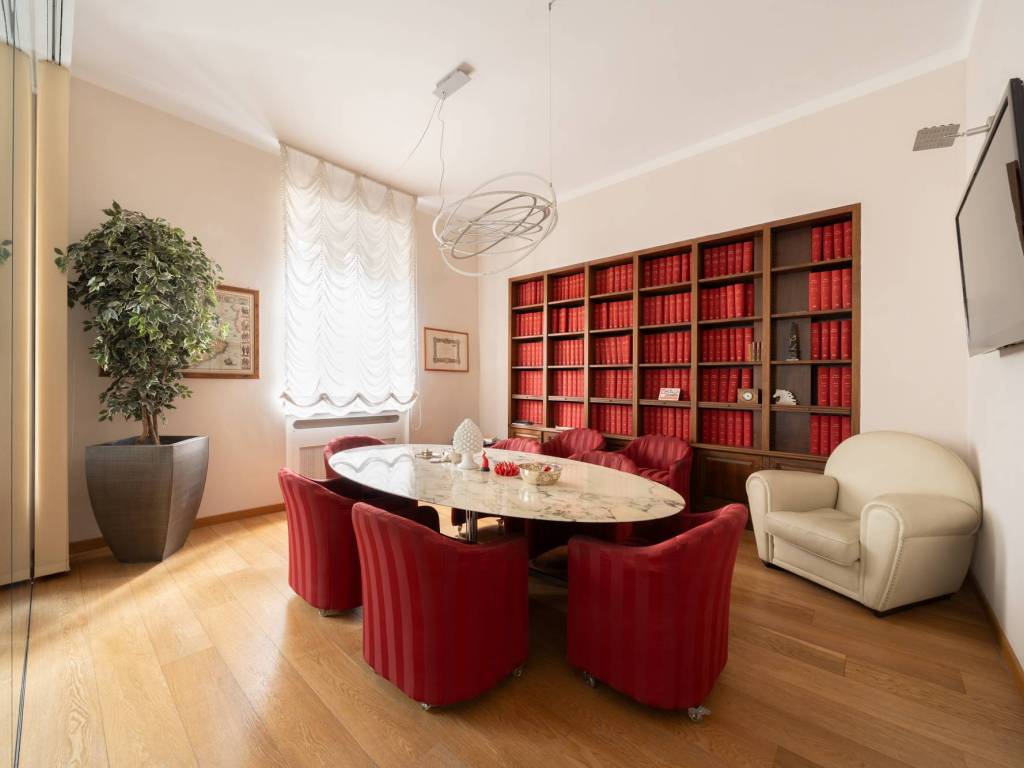 ufficio in affitto a Milano in zona Guastalla