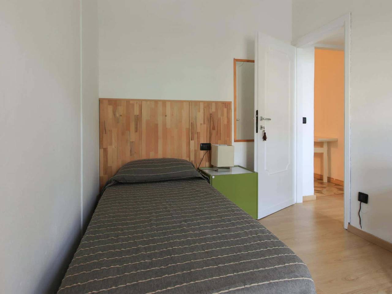 negozio in affitto a Milano in zona Forlanini