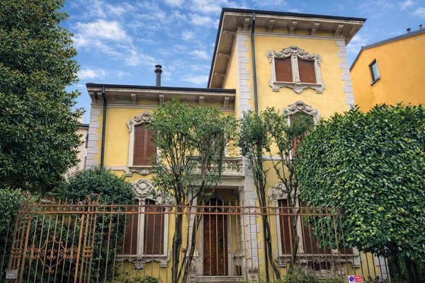 casa indipendente in affitto a Milano in zona Centro Storico