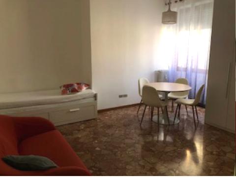appartamento in affitto a Milano in zona Sant'Ambrogio