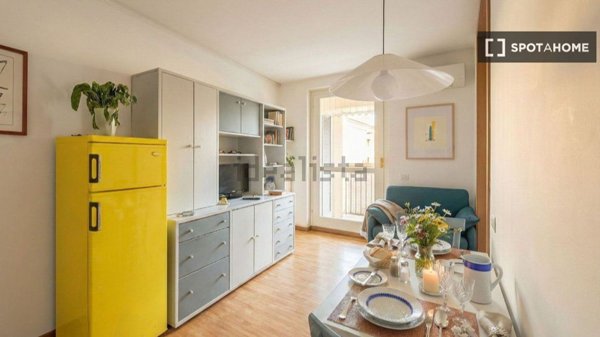 appartamento in affitto a Milano in zona Porta Ticinese