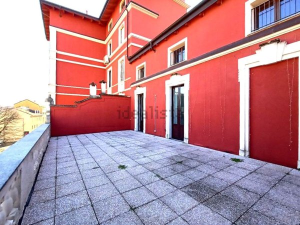 appartamento in affitto a Milano in zona Cinque Giornate