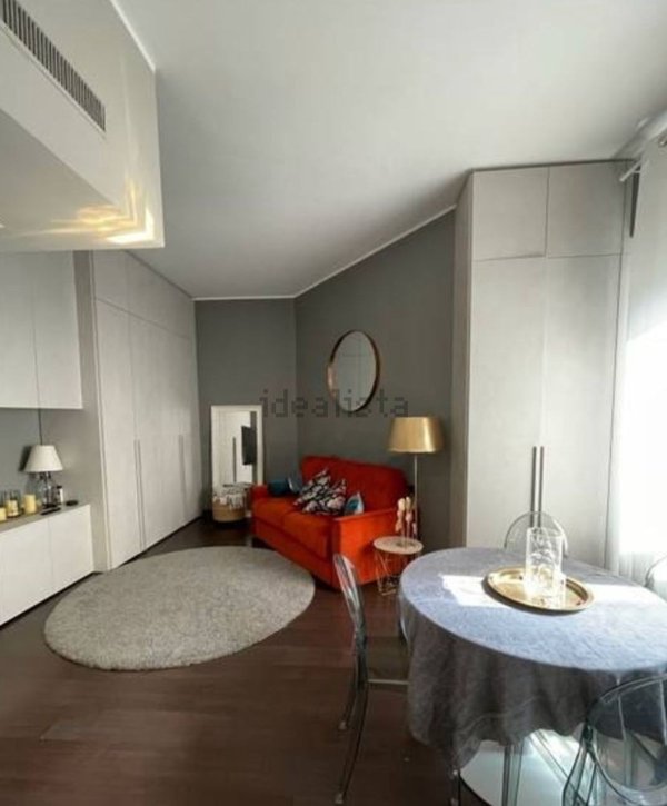 appartamento in affitto a Milano in zona Porta Nuova