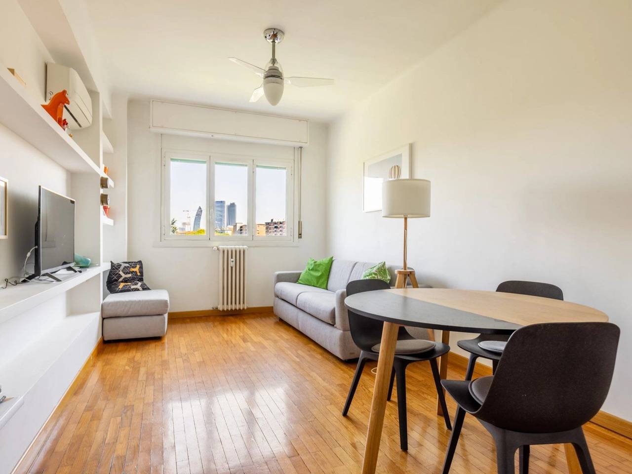 appartamento in affitto a Milano in zona QT8