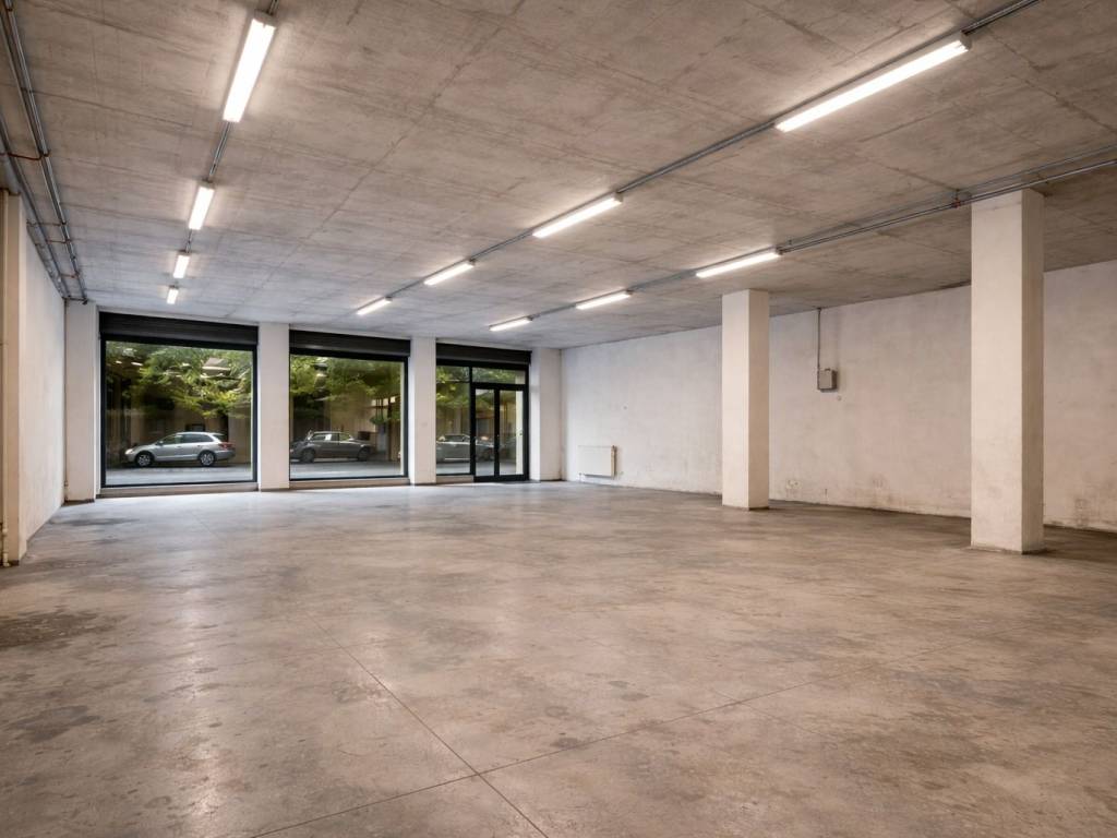 negozio in affitto a Milano in zona Vigentino