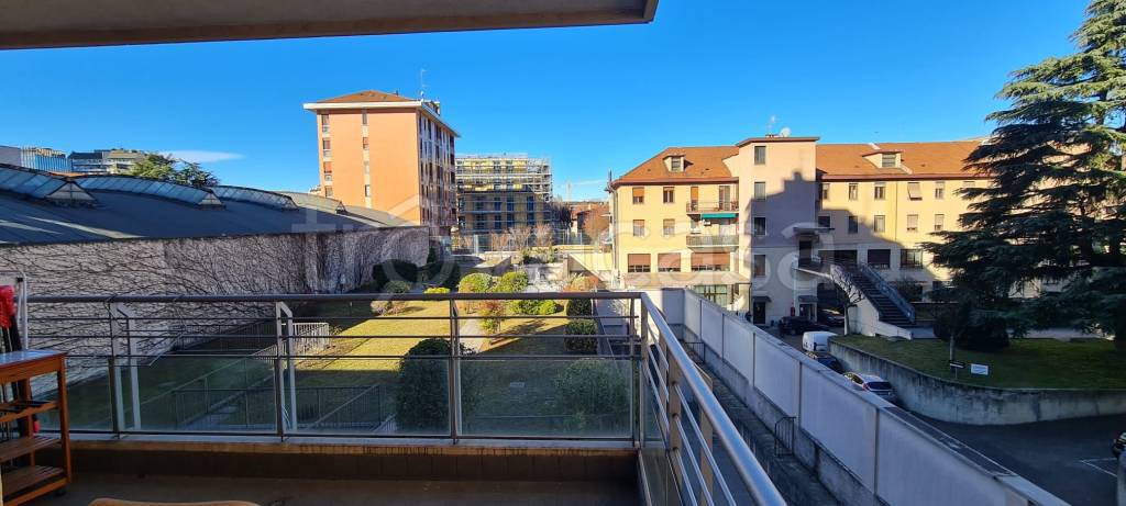 appartamento in affitto a Milano in zona Isola