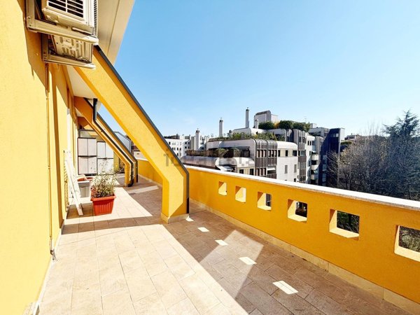 appartamento in affitto a Milano in zona Cinque Giornate