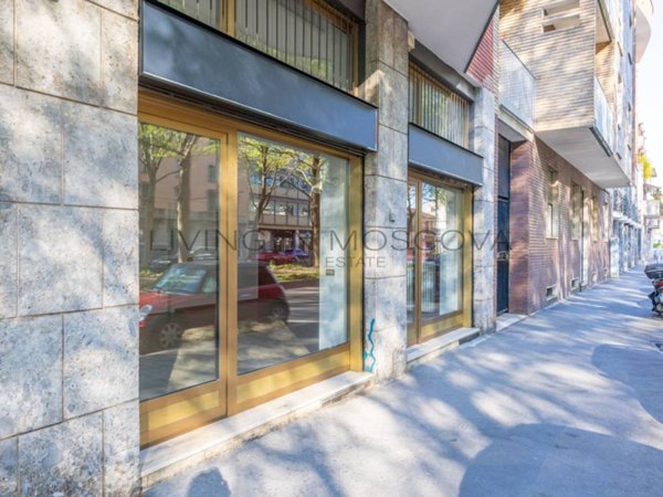 negozio in affitto a Milano