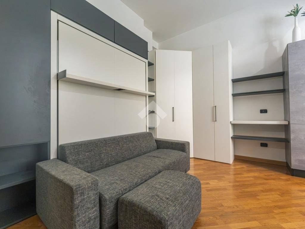appartamento in affitto a Milano in zona Porta Nuova