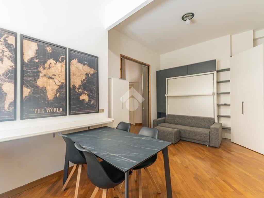 appartamento in affitto a Milano in zona Porta Nuova