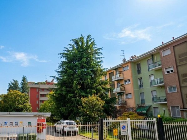 appartamento in affitto a Milano in zona Baggio