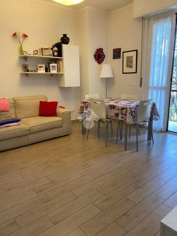 appartamento in affitto a Milano in zona Feltre