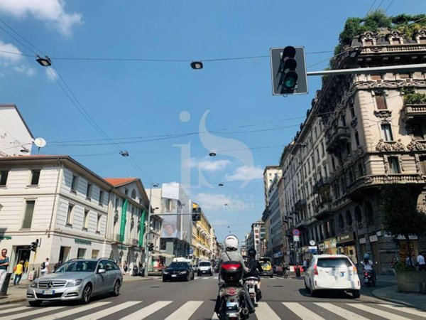 negozio in affitto a Milano in zona Centro Direzionale