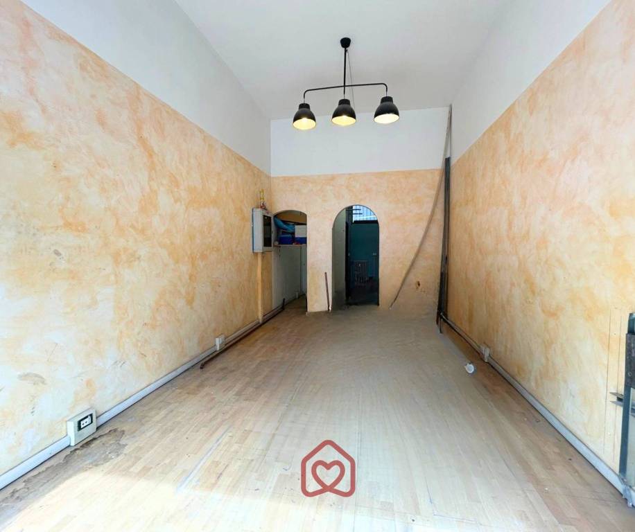 negozio in affitto a Milano in zona Prato Centenaro
