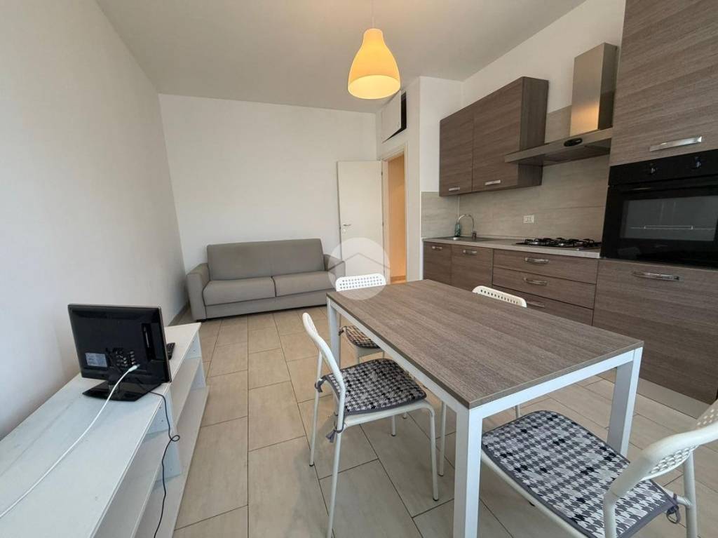 appartamento in affitto a Milano in zona Famagosta