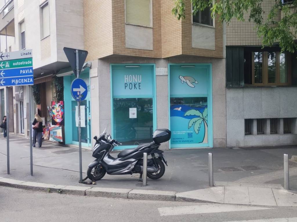 negozio in affitto a Milano in zona Solari