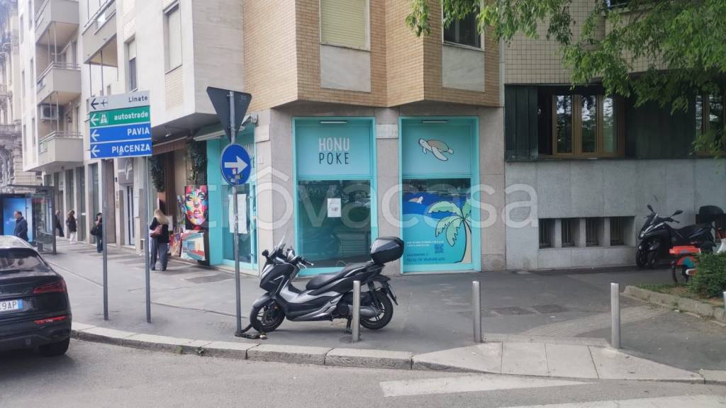 negozio in affitto a Milano