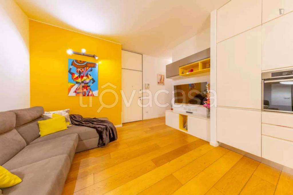 appartamento in affitto a Milano in zona Centro Direzionale