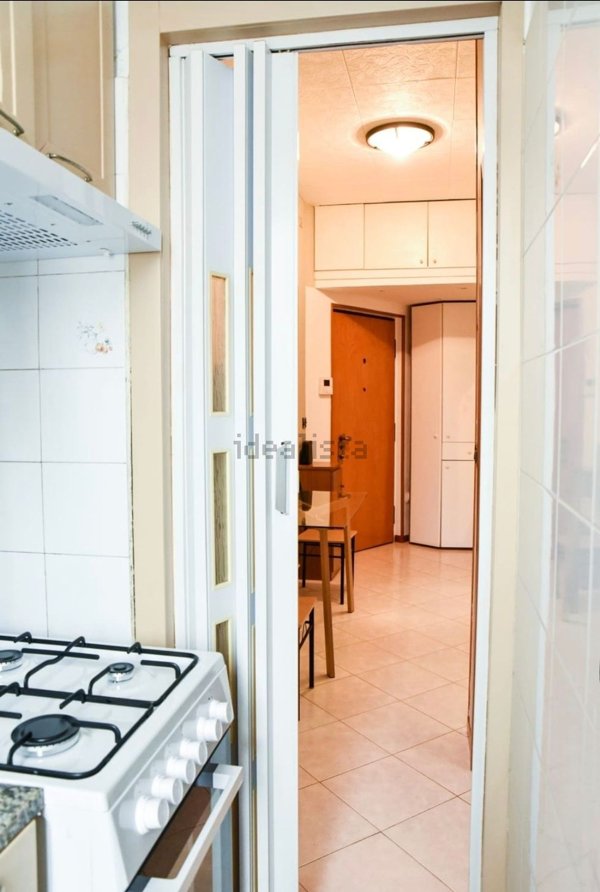 appartamento in affitto a Milano in zona Lorenteggio