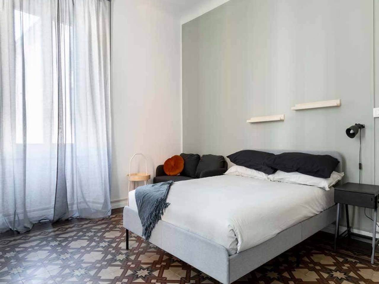 negozio in affitto a Milano in zona Solari