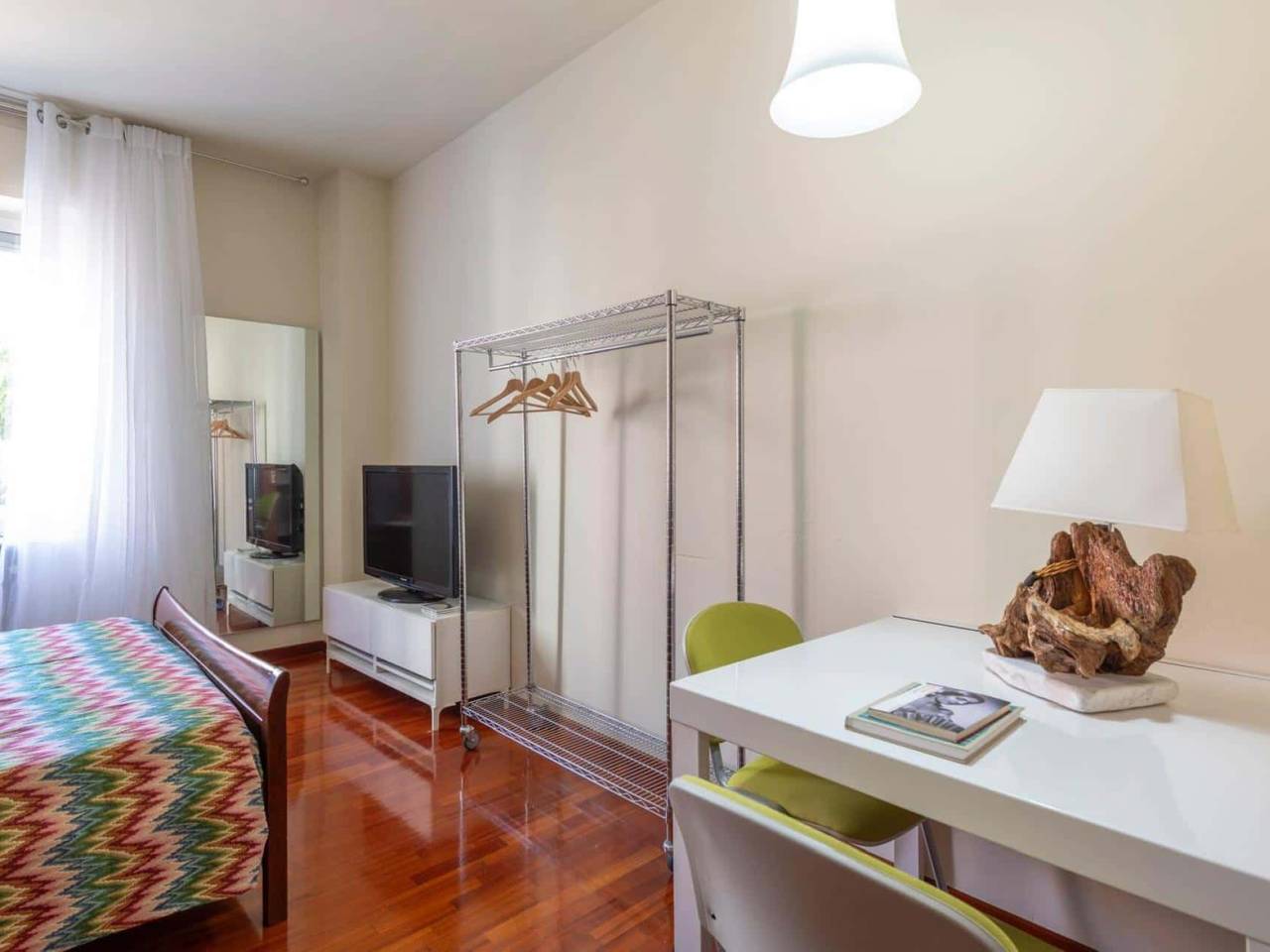 negozio in affitto a Milano in zona Corvetto