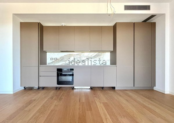 appartamento in affitto a Milano in zona Lorenteggio