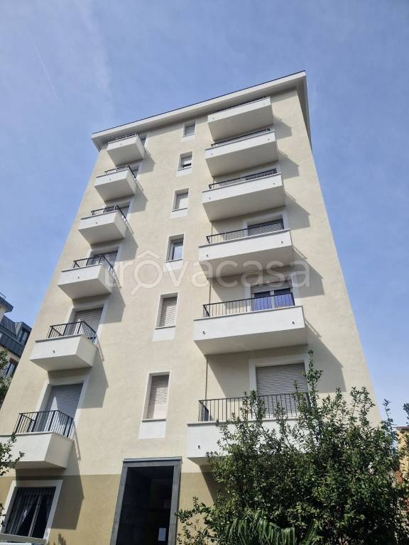 appartamento in affitto a Milano in zona Cinque Giornate