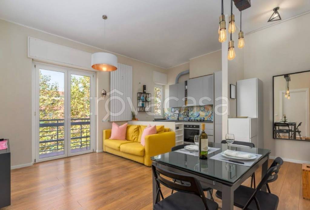 appartamento in affitto a Milano in zona Porta Vittoria