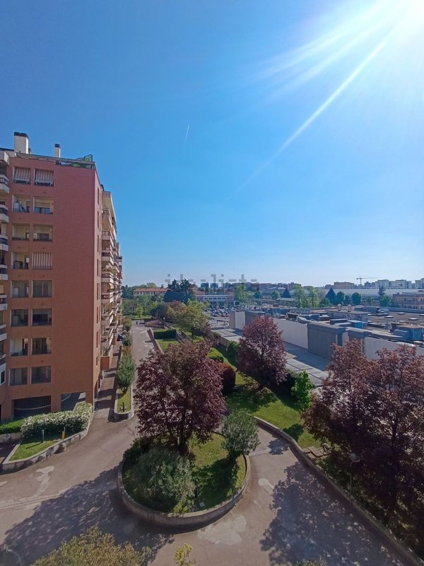 appartamento in affitto a Milano in zona Lambrate