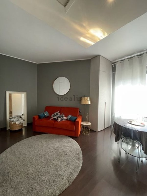 appartamento in affitto a Milano in zona Porta Nuova