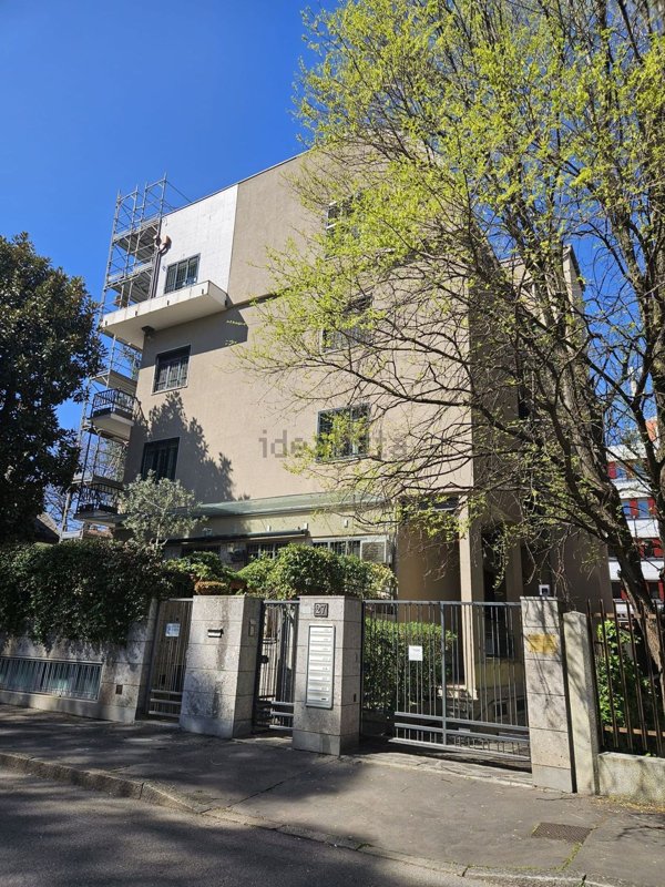 appartamento in affitto a Milano in zona Isola