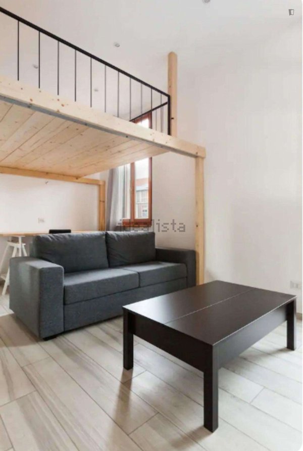 appartamento in affitto a Milano in zona Piazzale Lodi