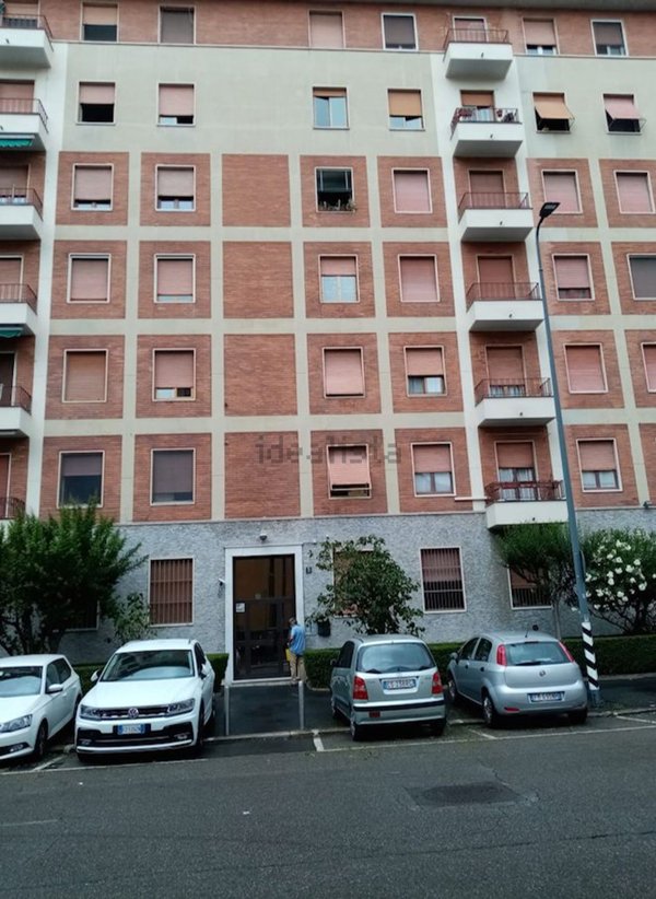 appartamento in affitto a Milano in zona Piazzale Lodi