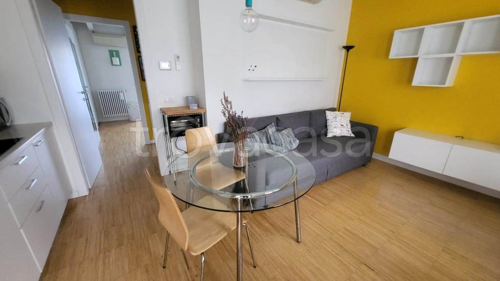 appartamento in affitto a Milano in zona Bovisa