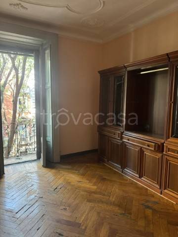 appartamento in affitto a Milano in zona Cadorna