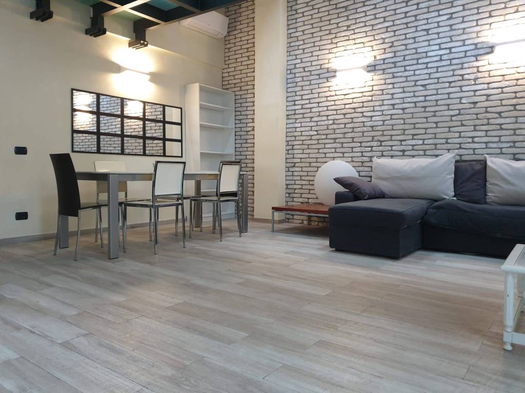 appartamento in affitto a Milano in zona Isola